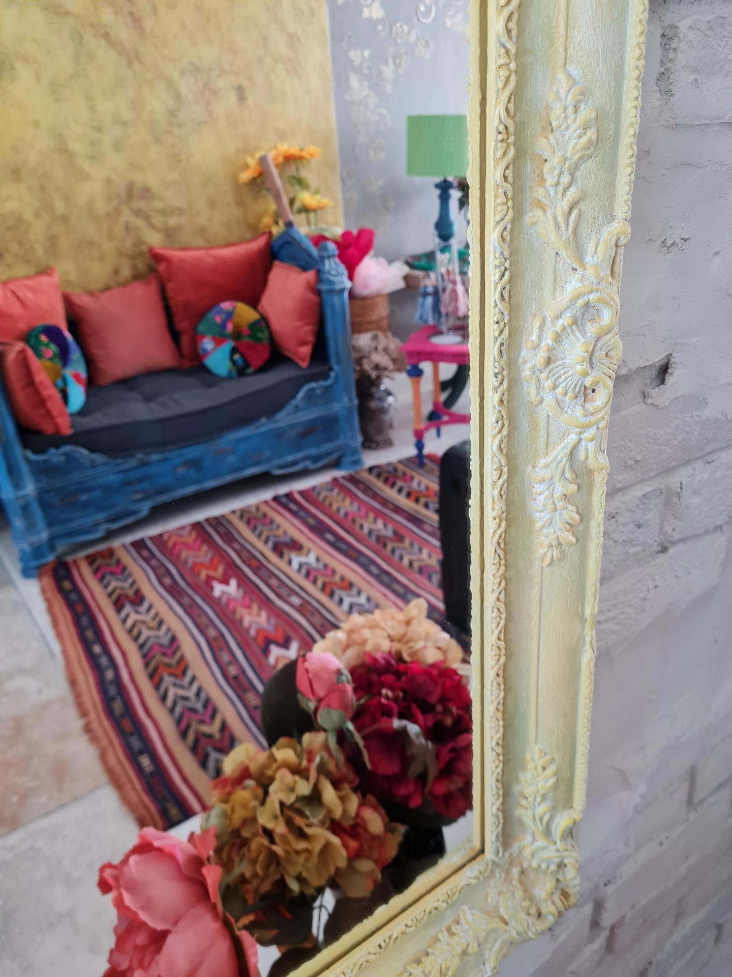 Sarı tonlamalı Vintage Ayna