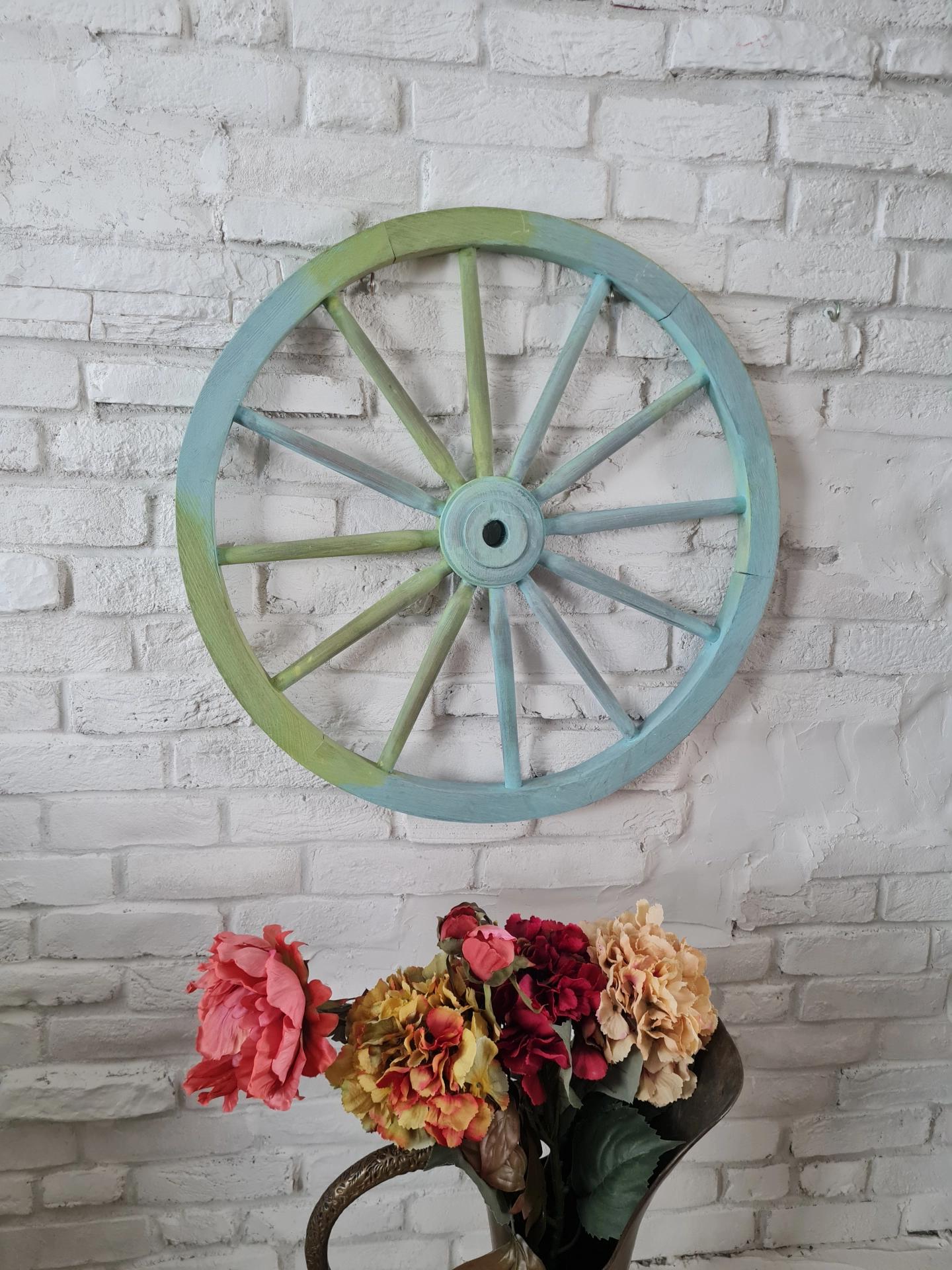 Vintage Ahşap araba tekeri