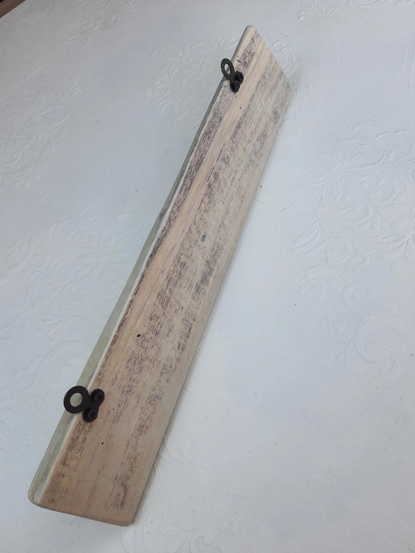 Beyaz Takı Askısı #1